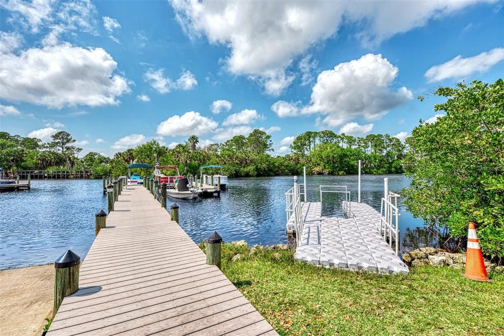 For Sale: $169,900 (2 beds, 2 baths, 1344 Square Feet)