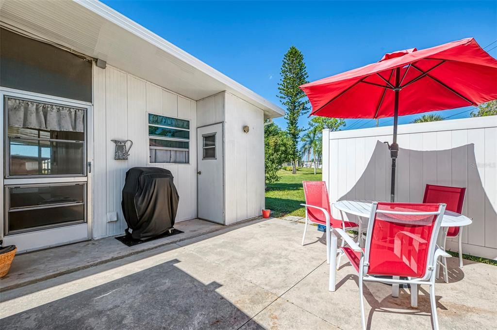 For Sale: $169,900 (2 beds, 2 baths, 1344 Square Feet)