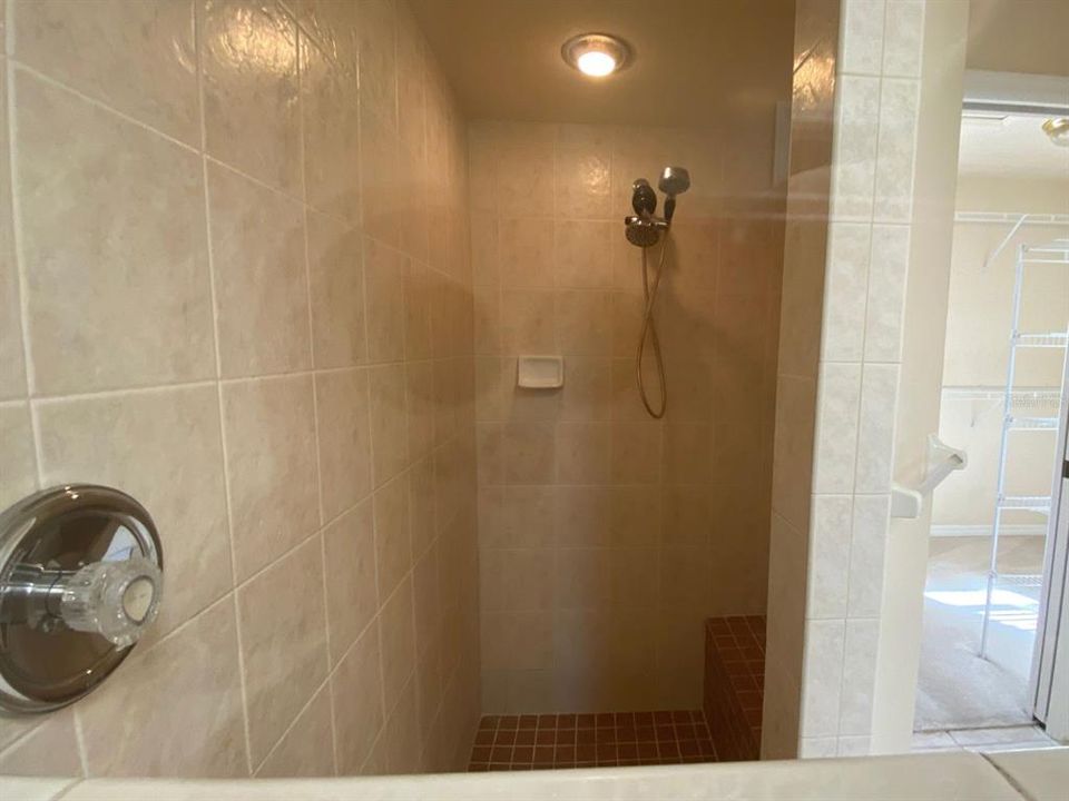 出租: $2,650 (3 贝兹, 2 浴室, 1643 平方英尺)