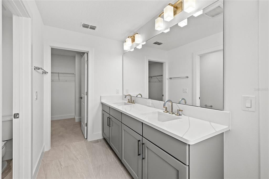 For Rent: $2,550 (3 beds, 2 baths, 1837 Square Feet)