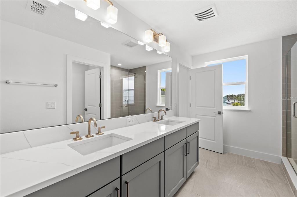 For Rent: $2,550 (3 beds, 2 baths, 1837 Square Feet)