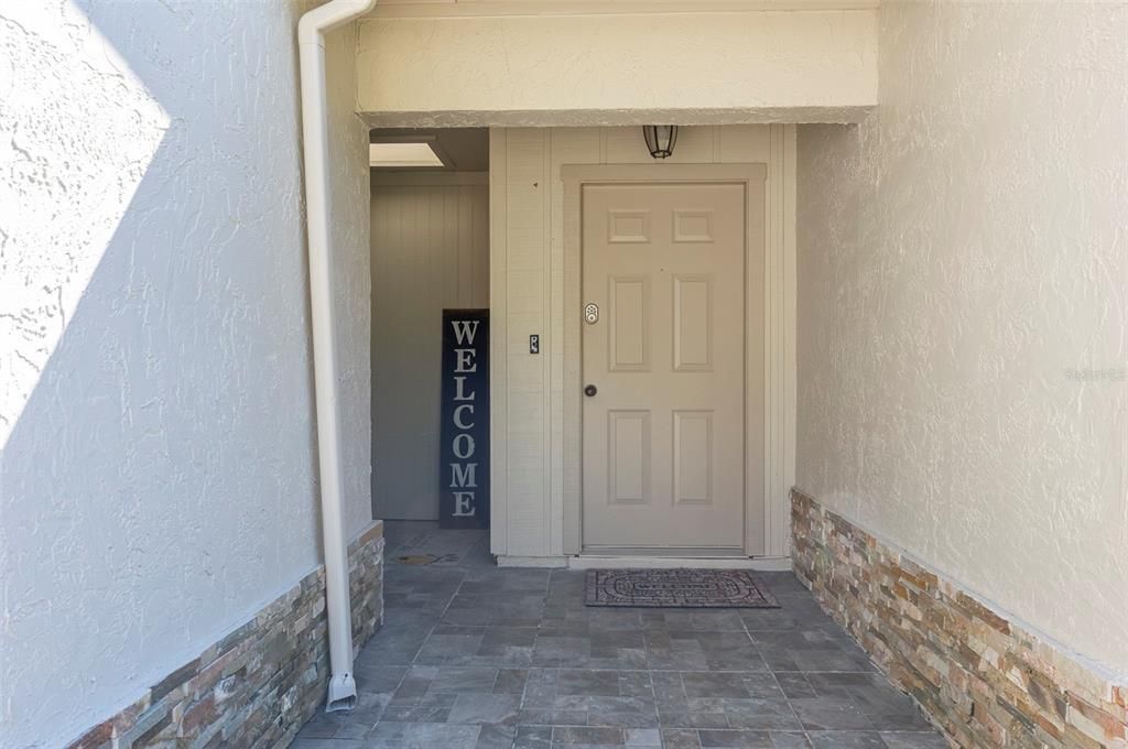 合同活跃: $479,000 (3 贝兹, 2 浴室, 1777 平方英尺)