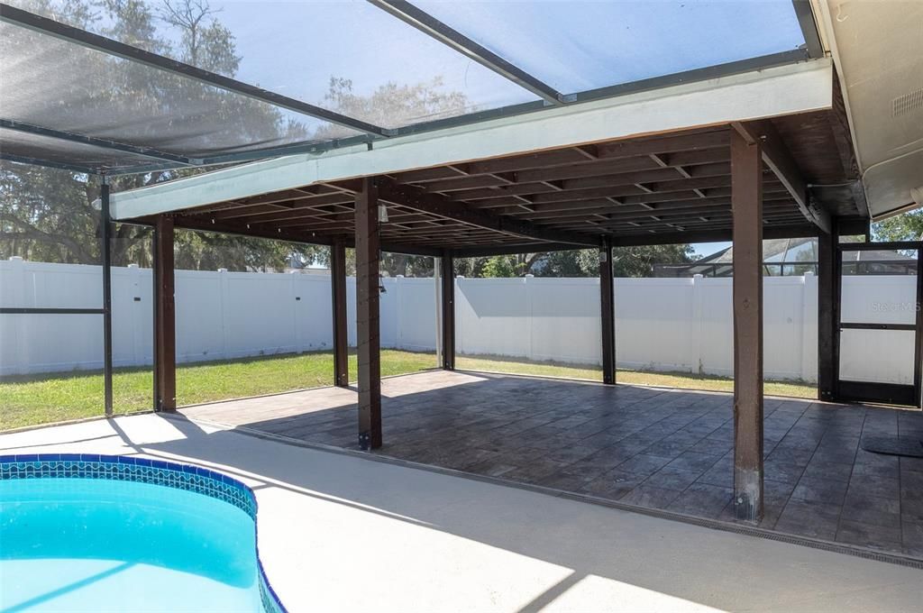 合同活跃: $479,000 (3 贝兹, 2 浴室, 1777 平方英尺)