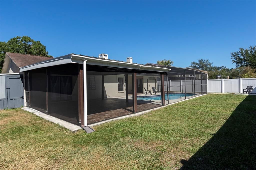 合同活跃: $479,000 (3 贝兹, 2 浴室, 1777 平方英尺)