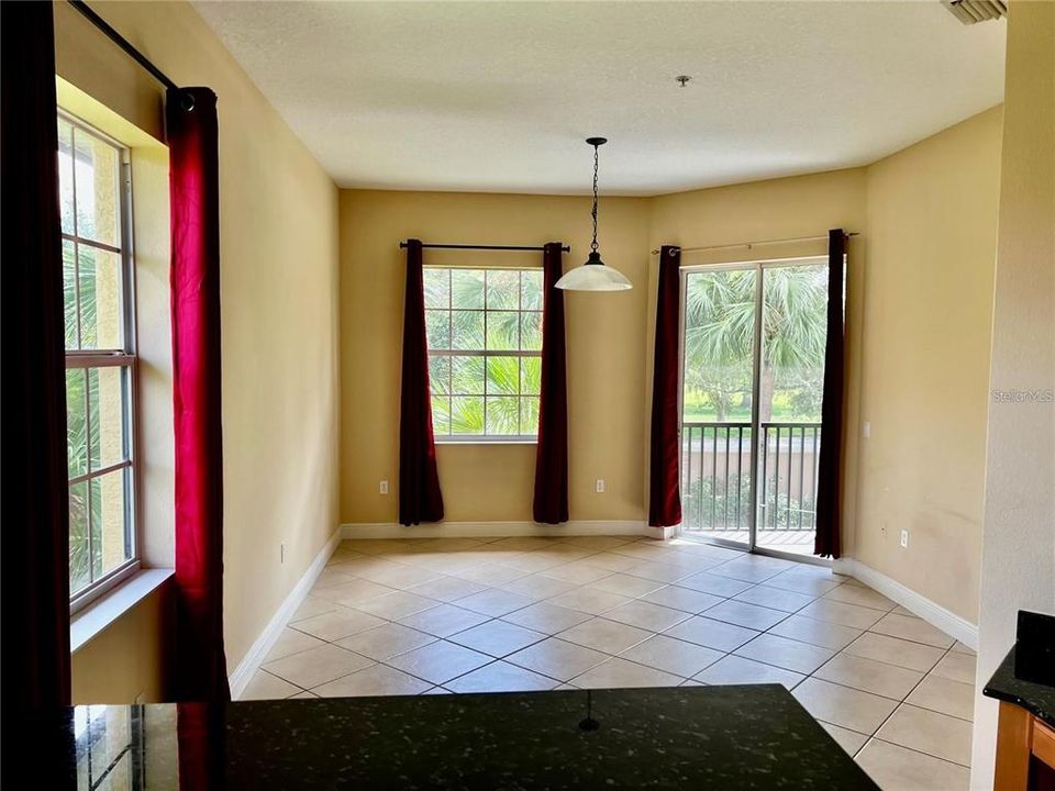 В аренду: $2,500 (3 спален, 3 ванн, 2024 Квадратных фут)