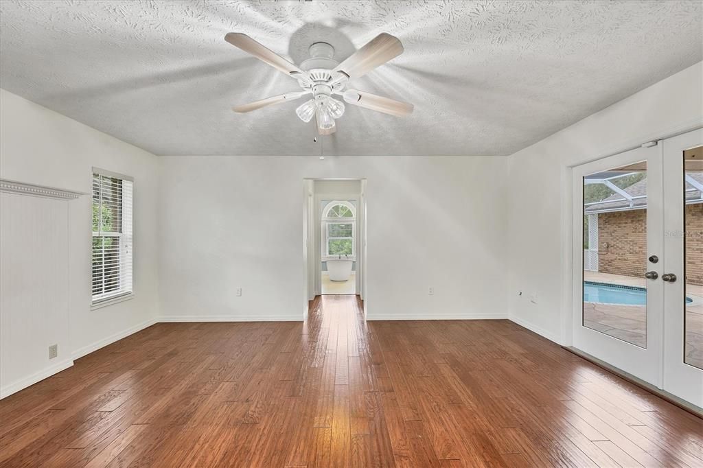 For Sale: $674,000 (3 beds, 2 baths, 2428 Square Feet)