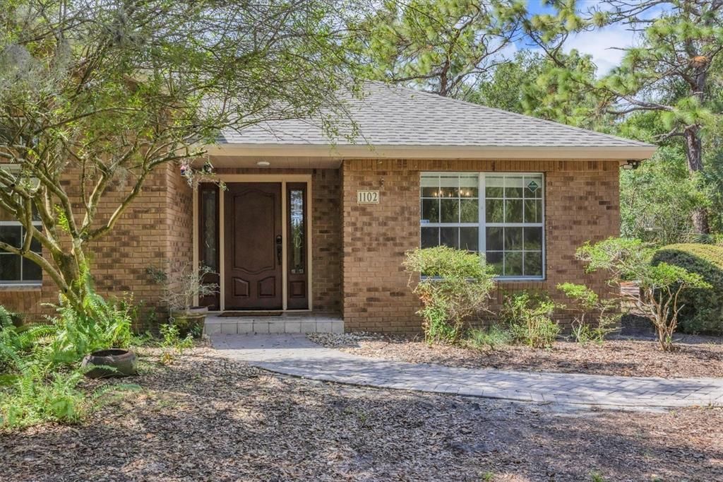 For Sale: $674,000 (3 beds, 2 baths, 2428 Square Feet)