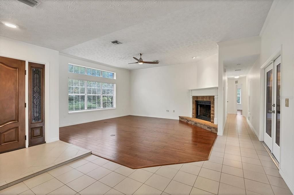 For Sale: $674,000 (3 beds, 2 baths, 2428 Square Feet)