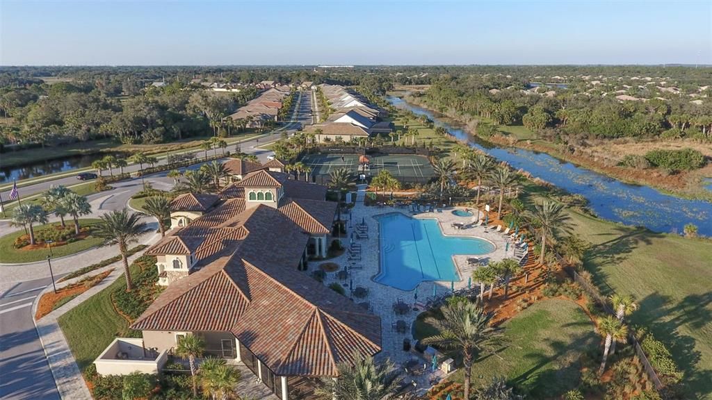 Active With Contract: $710,000 (4 beds, 2 baths, 2166 Square Feet)