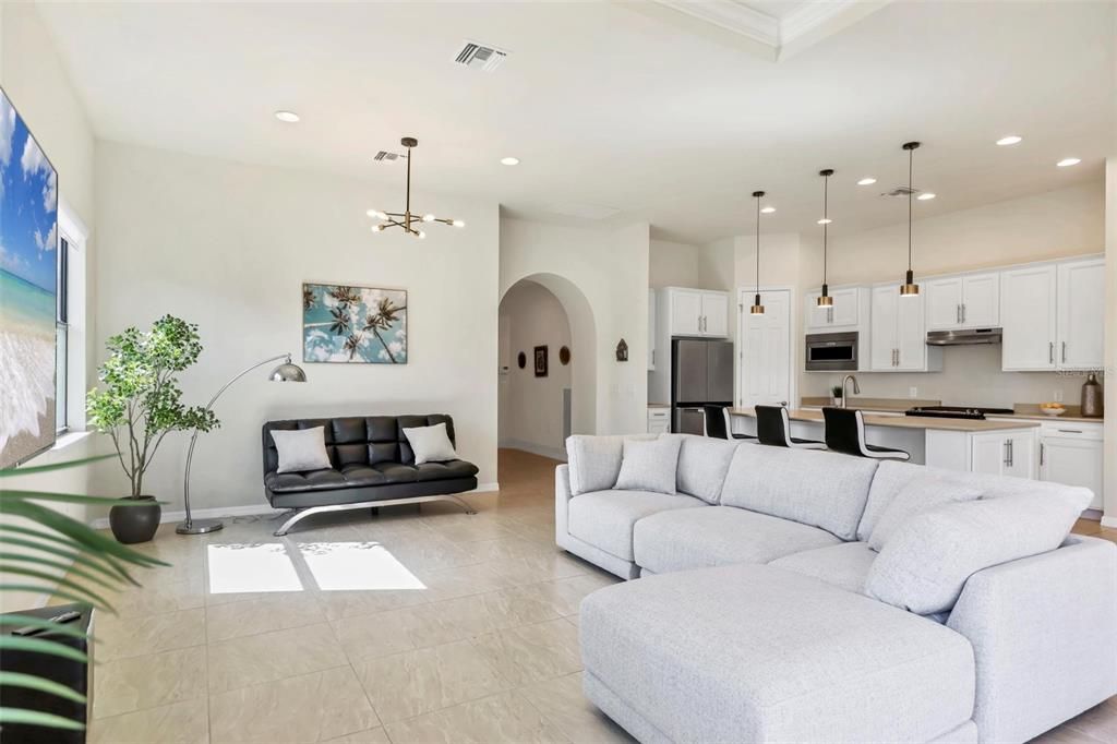 Active With Contract: $710,000 (4 beds, 2 baths, 2166 Square Feet)