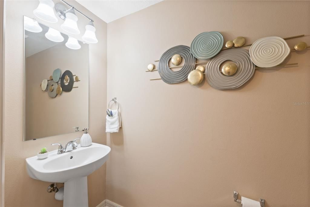 En Venta: $215,000 (2 camas, 2 baños, 1386 Pies cuadrados)