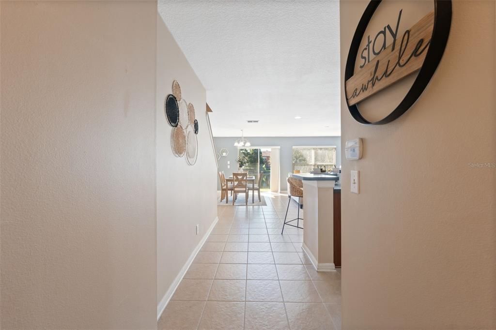 En Venta: $215,000 (2 camas, 2 baños, 1386 Pies cuadrados)