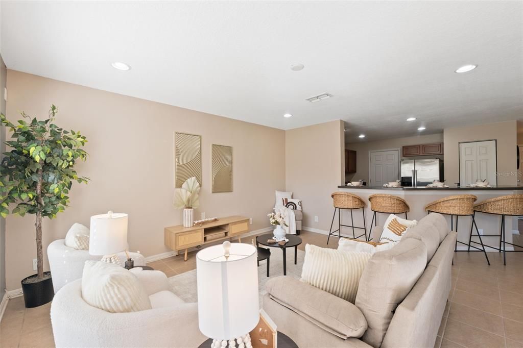 En Venta: $215,000 (2 camas, 2 baños, 1386 Pies cuadrados)