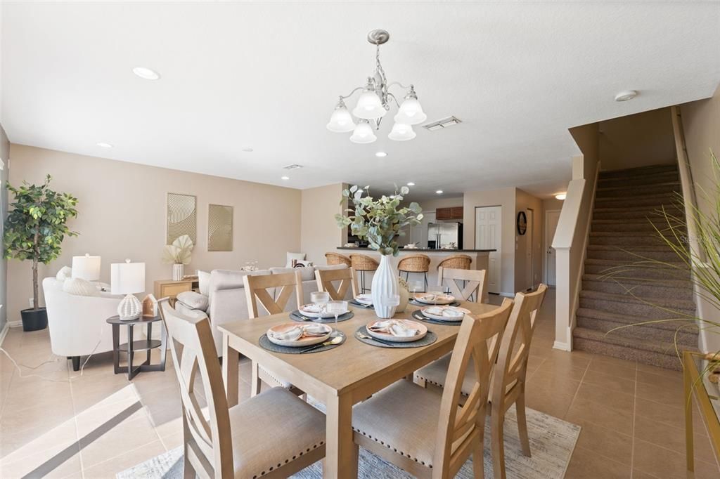 En Venta: $215,000 (2 camas, 2 baños, 1386 Pies cuadrados)