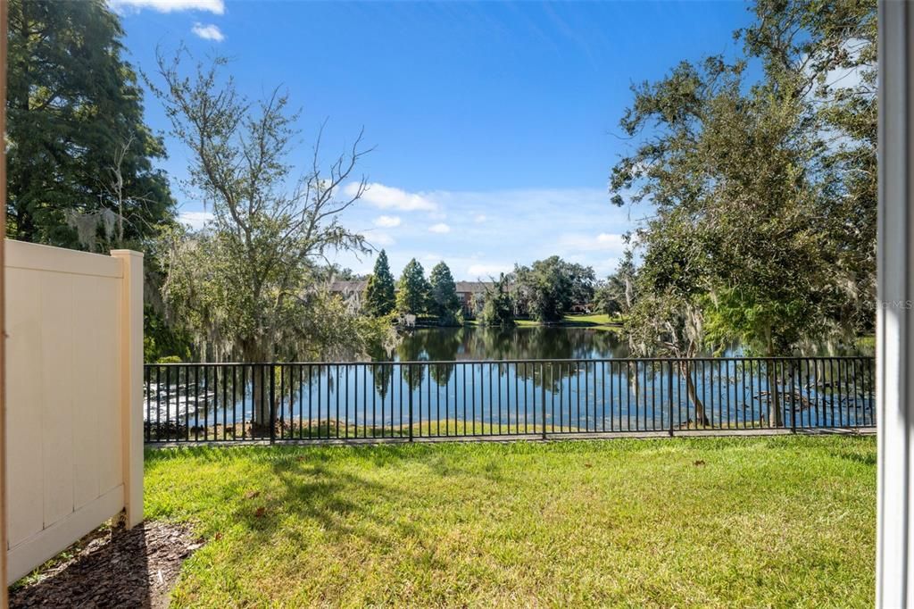 En Venta: $215,000 (2 camas, 2 baños, 1386 Pies cuadrados)