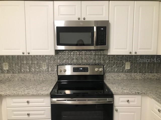 For Rent: $2,300 (2 beds, 2 baths, 1150 Square Feet)