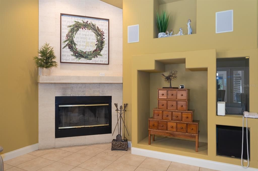 For Sale: $999,900 (4 beds, 4 baths, 3692 Square Feet)