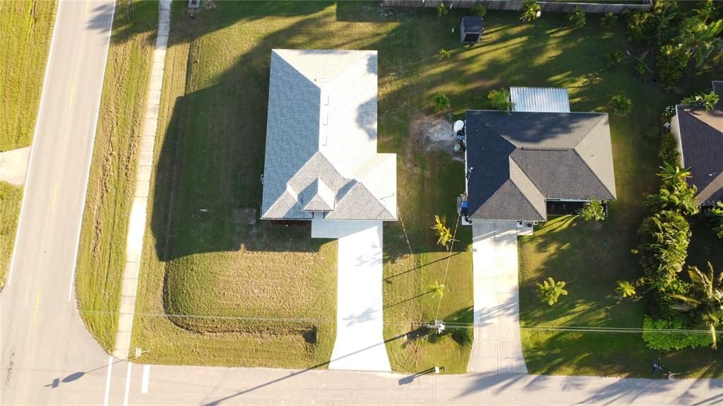 For Rent: $2,200 (4 beds, 2 baths, 1800 Square Feet)