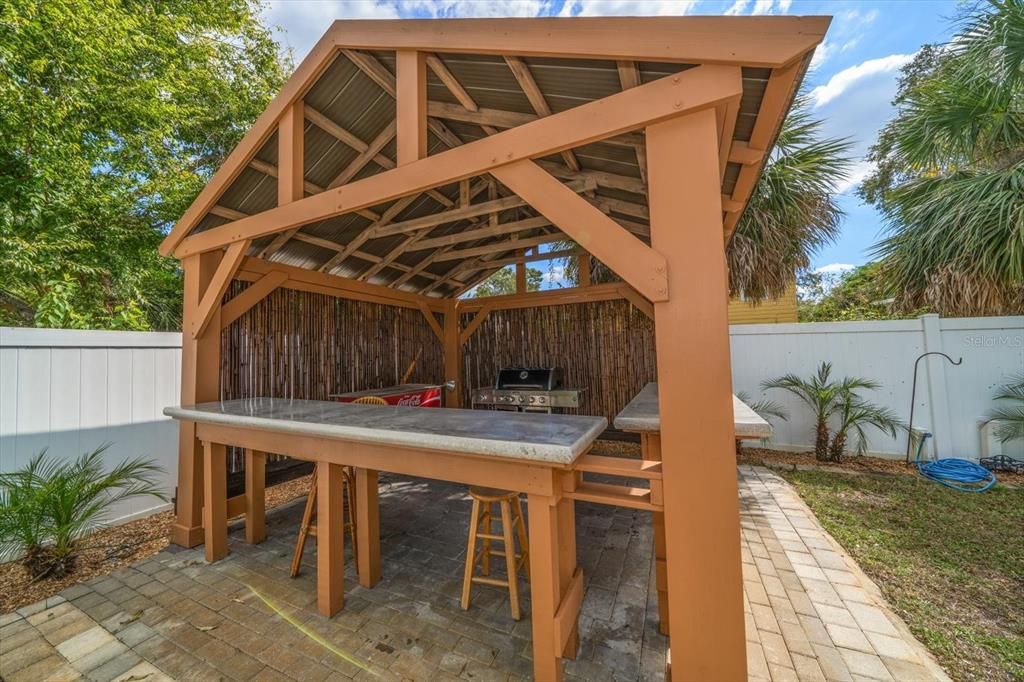 На продажу: $525,000 (2 спален, 1 ванн, 1344 Квадратных фут)