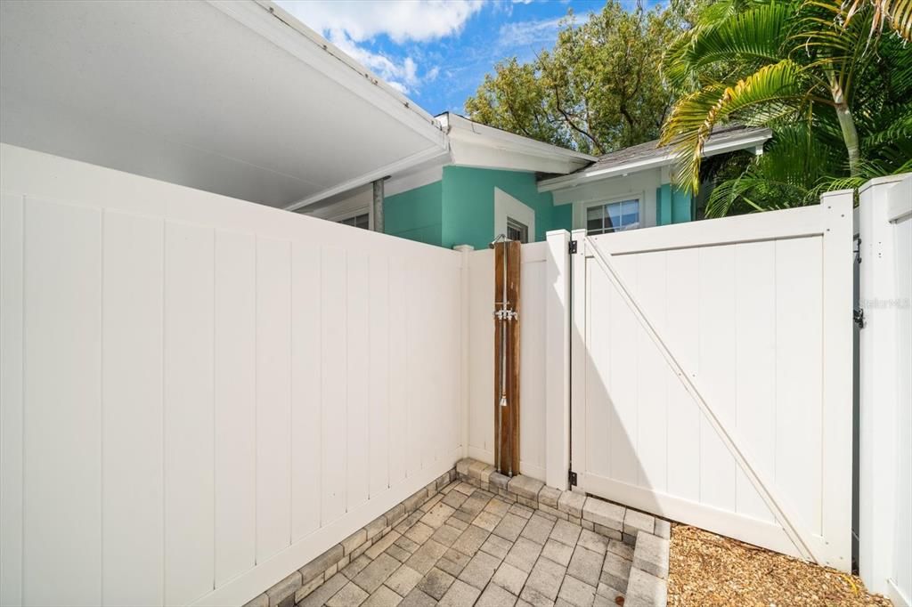 На продажу: $525,000 (2 спален, 1 ванн, 1344 Квадратных фут)