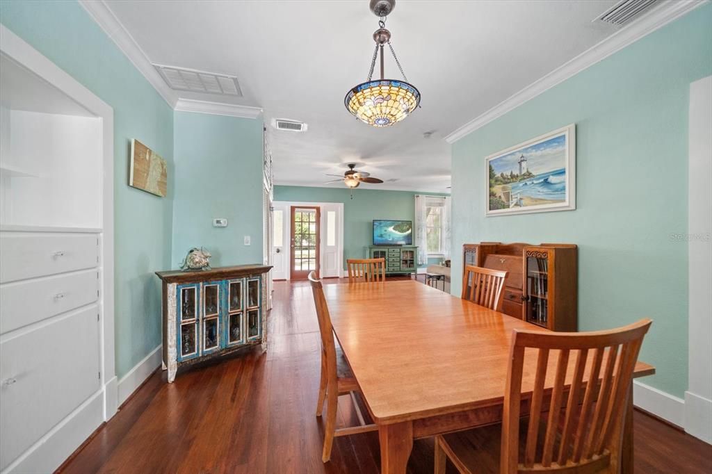 На продажу: $525,000 (2 спален, 1 ванн, 1344 Квадратных фут)