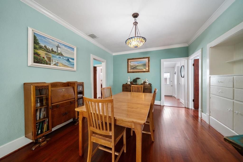 На продажу: $525,000 (2 спален, 1 ванн, 1344 Квадратных фут)