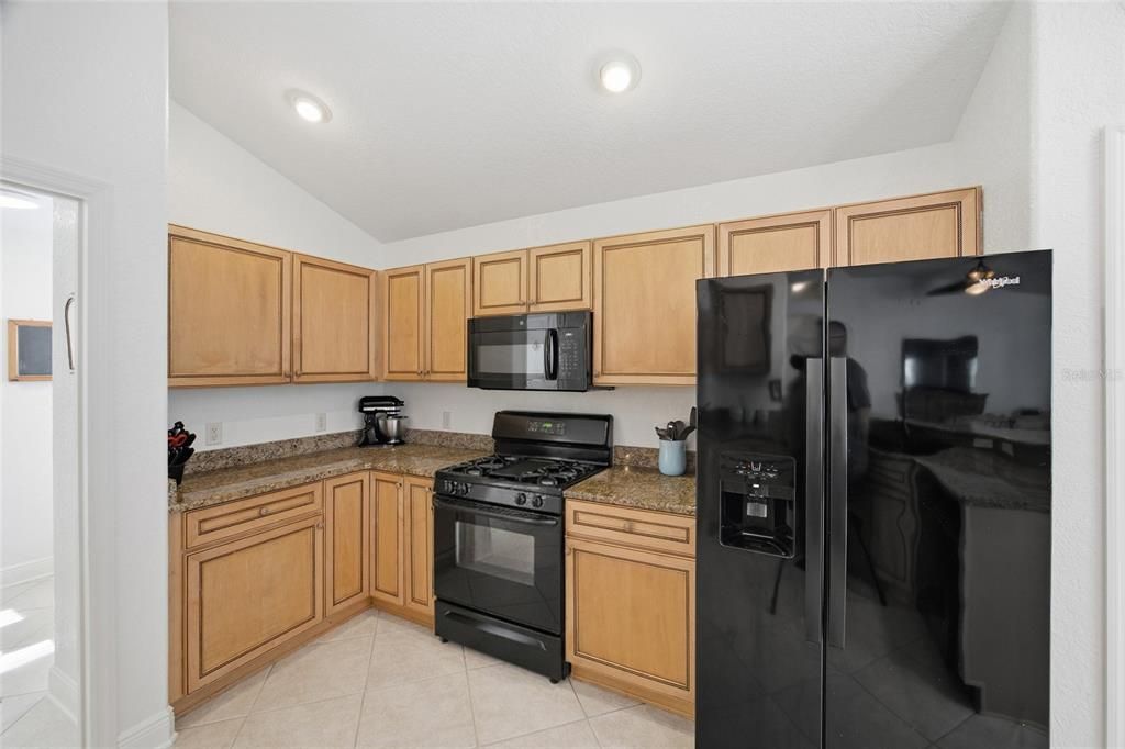 En Venta: $599,900 (3 camas, 2 baños, 2021 Pies cuadrados)