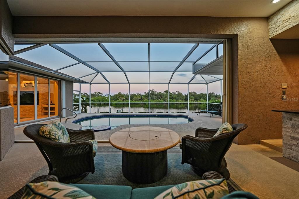 For Sale: $750,000 (3 beds, 2 baths, 2824 Square Feet)