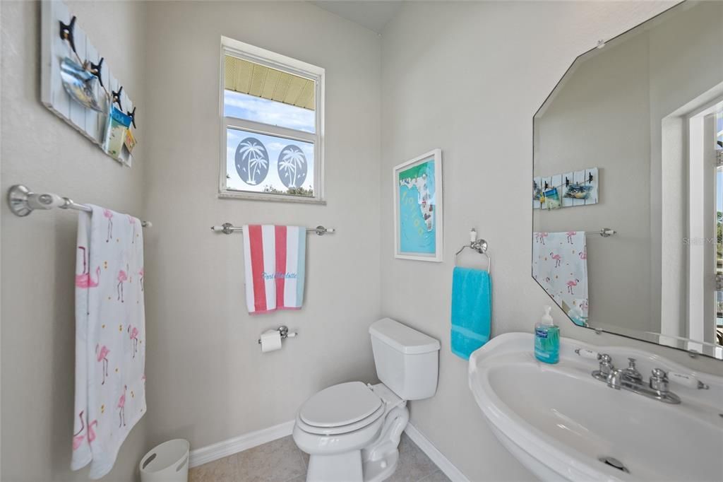 For Sale: $750,000 (3 beds, 2 baths, 2824 Square Feet)