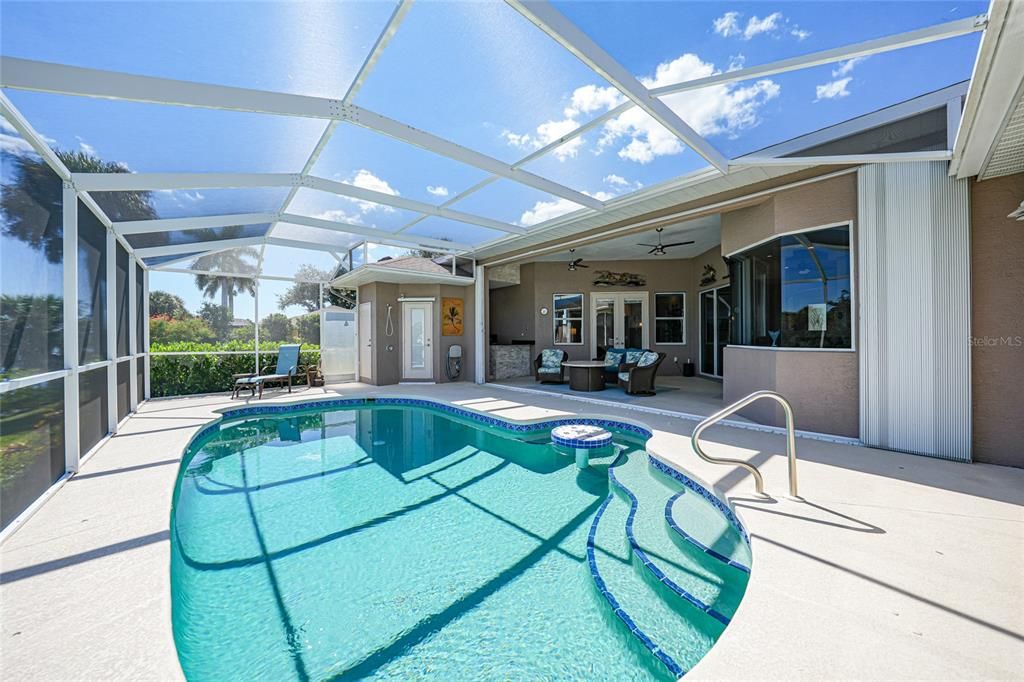 For Sale: $750,000 (3 beds, 2 baths, 2824 Square Feet)