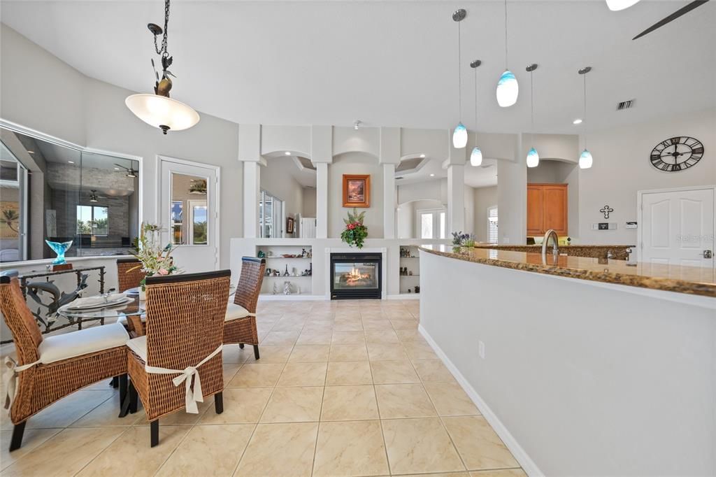 For Sale: $750,000 (3 beds, 2 baths, 2824 Square Feet)