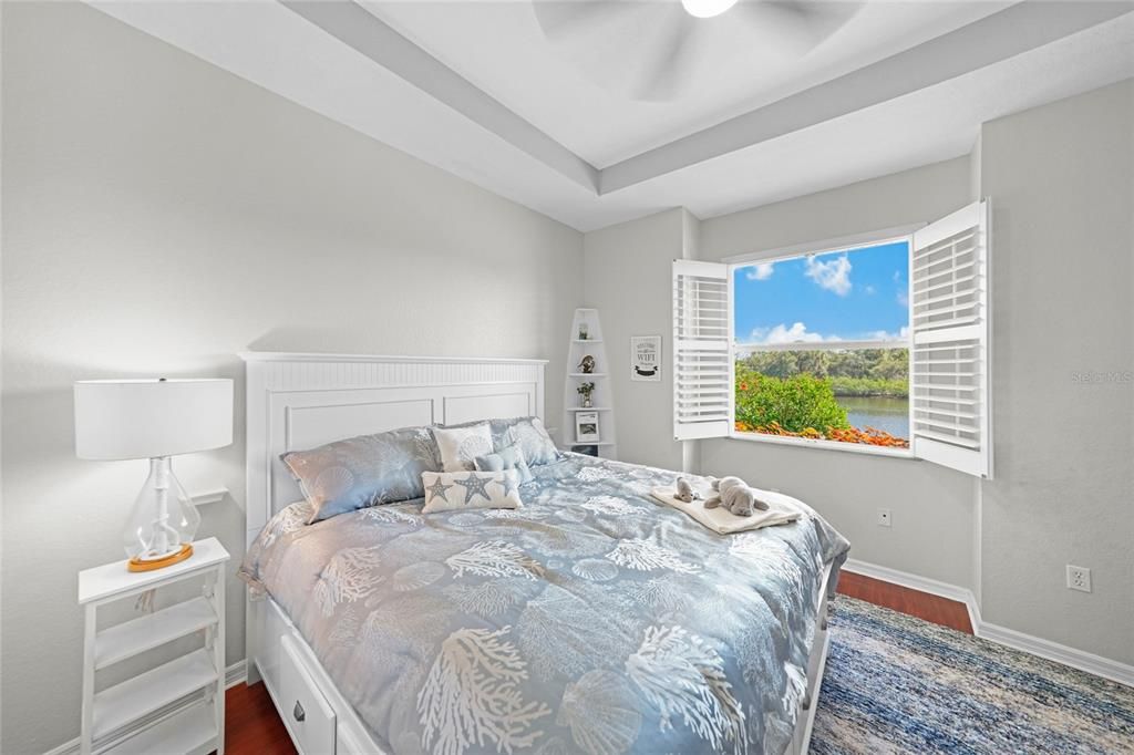 For Sale: $750,000 (3 beds, 2 baths, 2824 Square Feet)