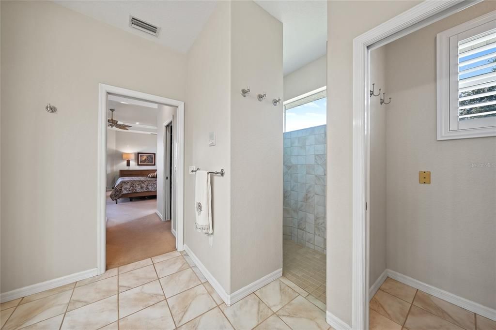 For Sale: $750,000 (3 beds, 2 baths, 2824 Square Feet)