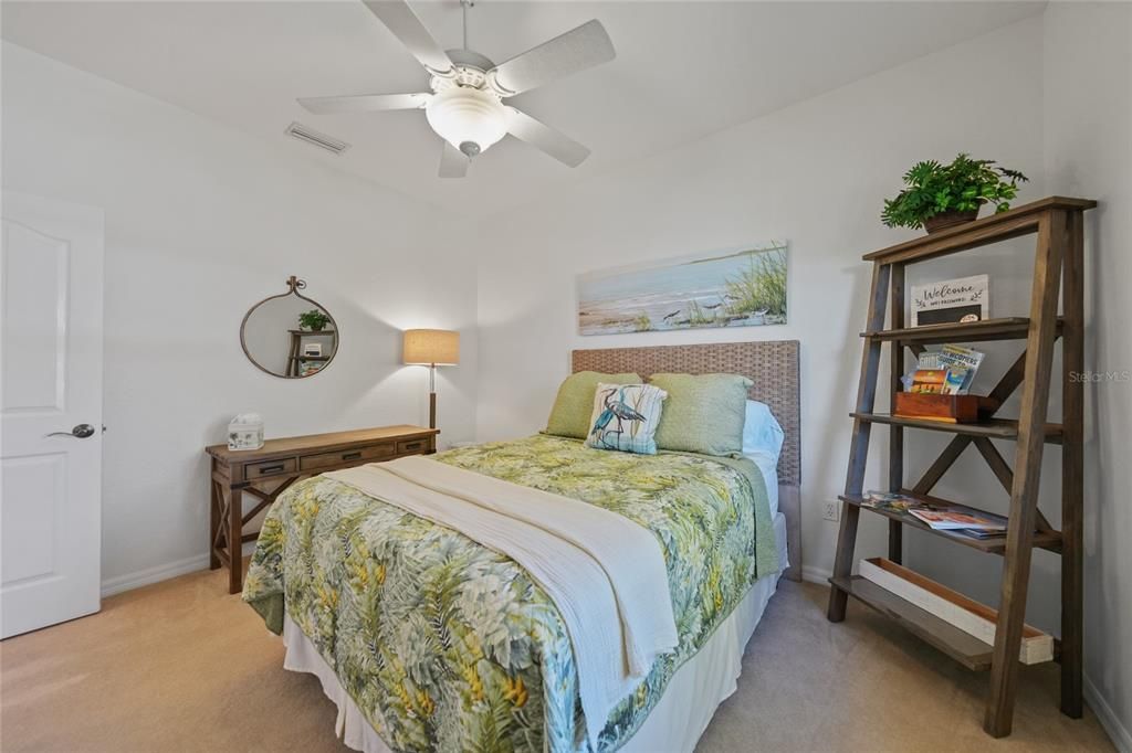 For Sale: $750,000 (3 beds, 2 baths, 2824 Square Feet)