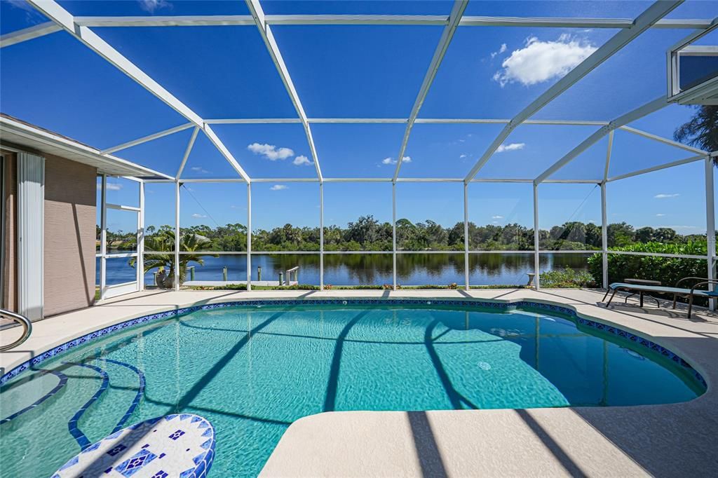 For Sale: $750,000 (3 beds, 2 baths, 2824 Square Feet)