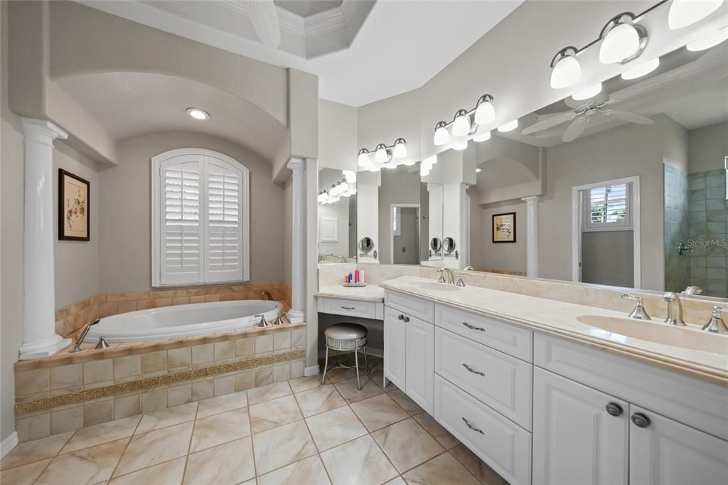 For Sale: $750,000 (3 beds, 2 baths, 2824 Square Feet)