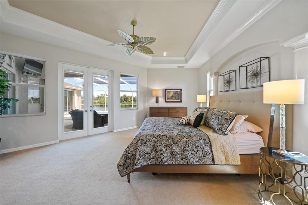 For Sale: $750,000 (3 beds, 2 baths, 2824 Square Feet)