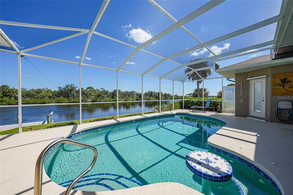 For Sale: $750,000 (3 beds, 2 baths, 2824 Square Feet)