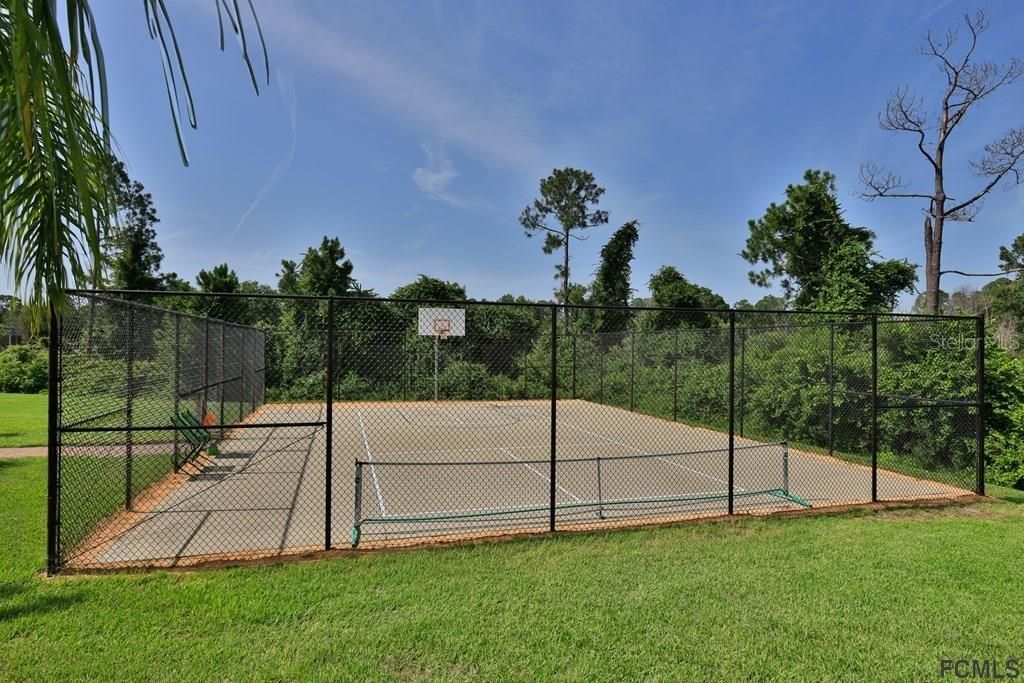 Activo con contrato: $2,500 (3 camas, 2 baños, 1738 Pies cuadrados)