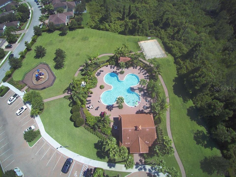 Activo con contrato: $2,500 (3 camas, 2 baños, 1738 Pies cuadrados)