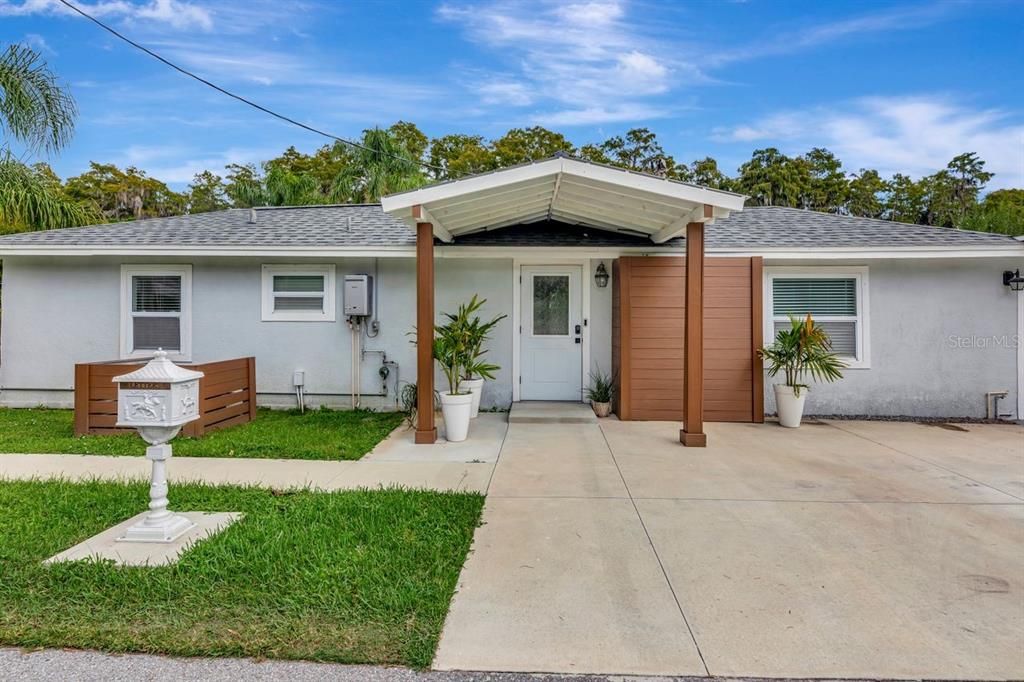 En Venta: $775,000 (4 camas, 4 baños, 2240 Pies cuadrados)