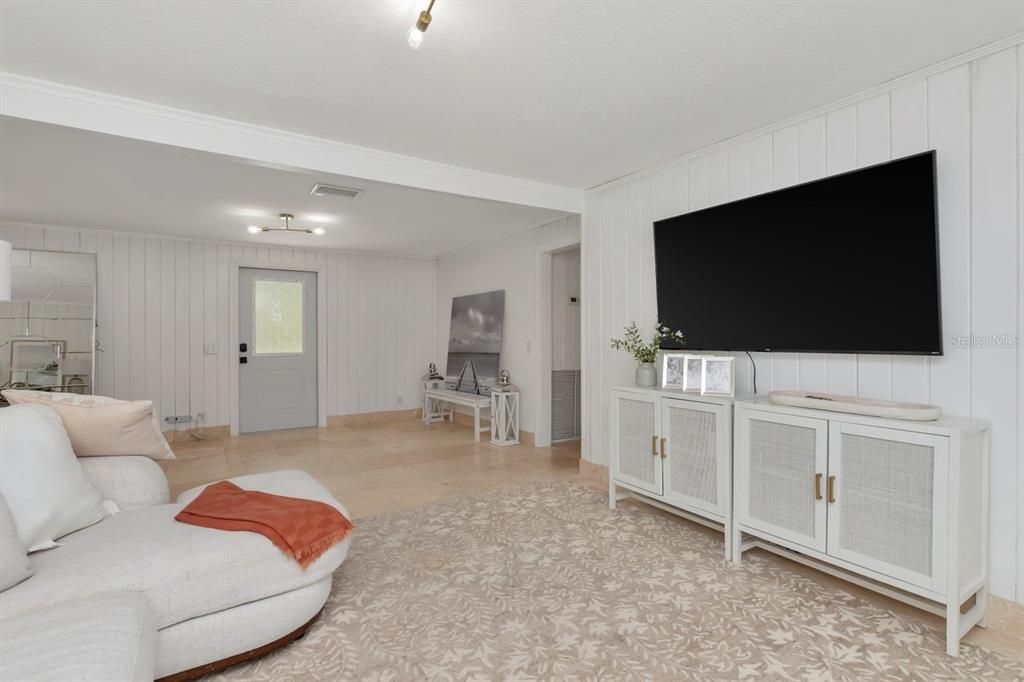 En Venta: $775,000 (4 camas, 4 baños, 2240 Pies cuadrados)