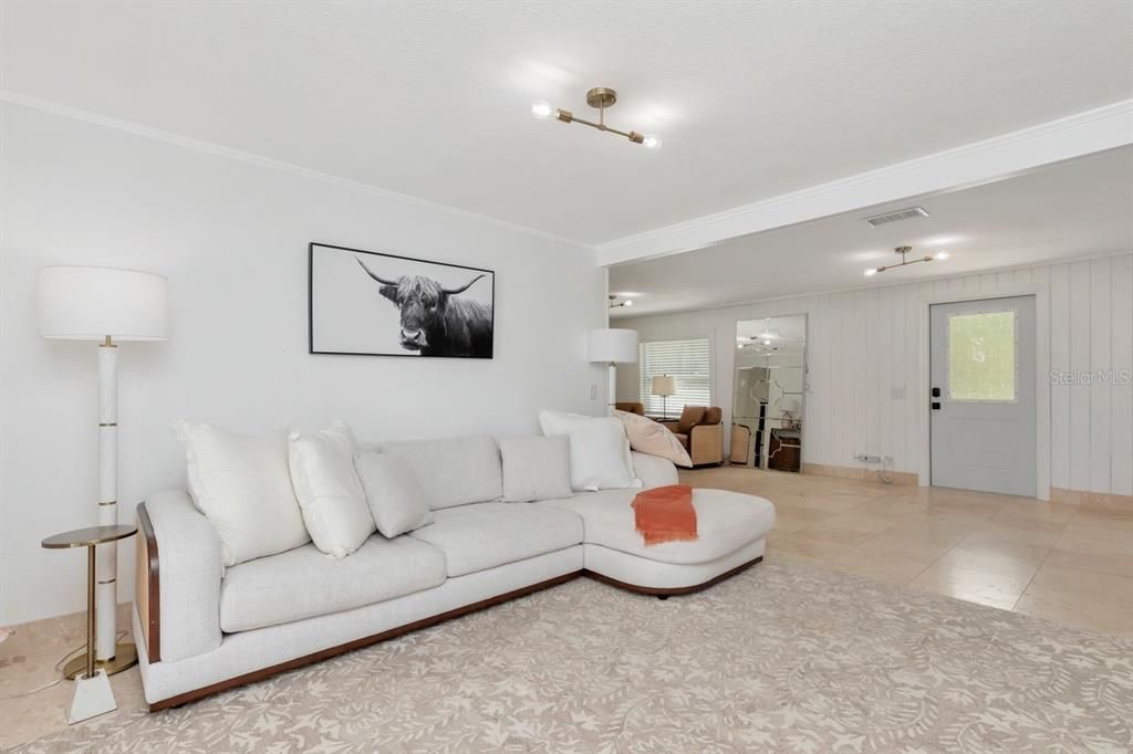 En Venta: $775,000 (4 camas, 4 baños, 2240 Pies cuadrados)