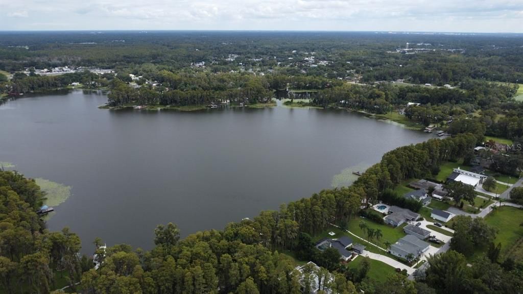 En Venta: $775,000 (4 camas, 4 baños, 2240 Pies cuadrados)