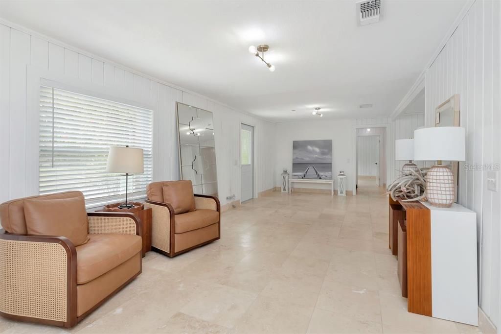 En Venta: $775,000 (4 camas, 4 baños, 2240 Pies cuadrados)