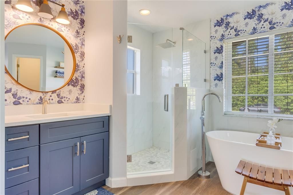 Activo con contrato: $439,900 (3 camas, 2 baños, 2146 Pies cuadrados)