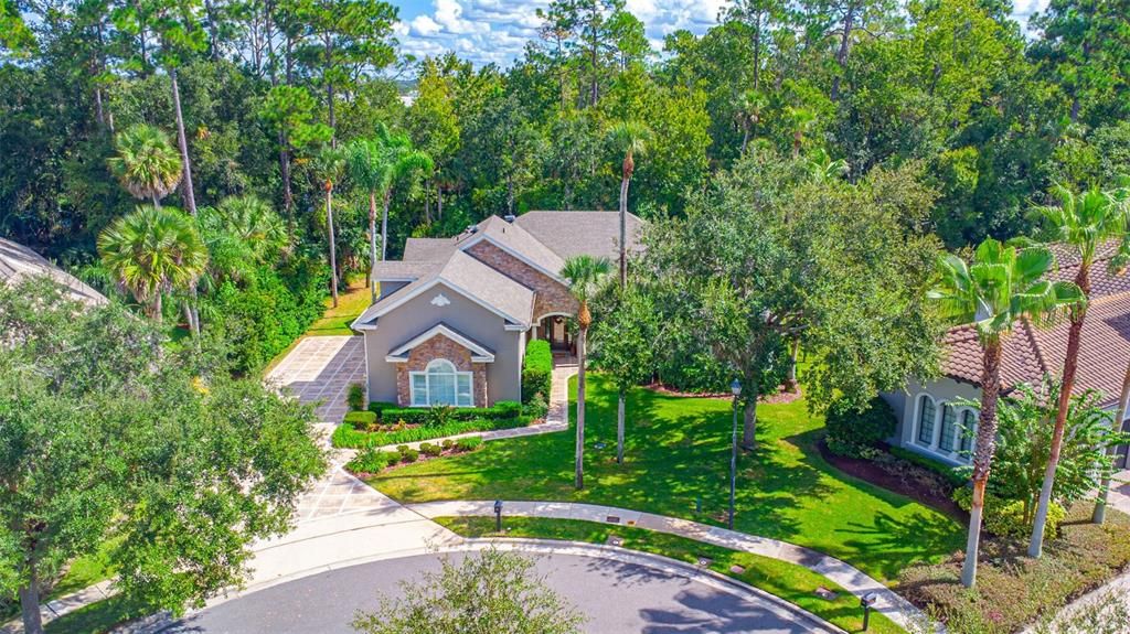 合同活跃: $1,069,900 (4 贝兹, 4 浴室, 3796 平方英尺)