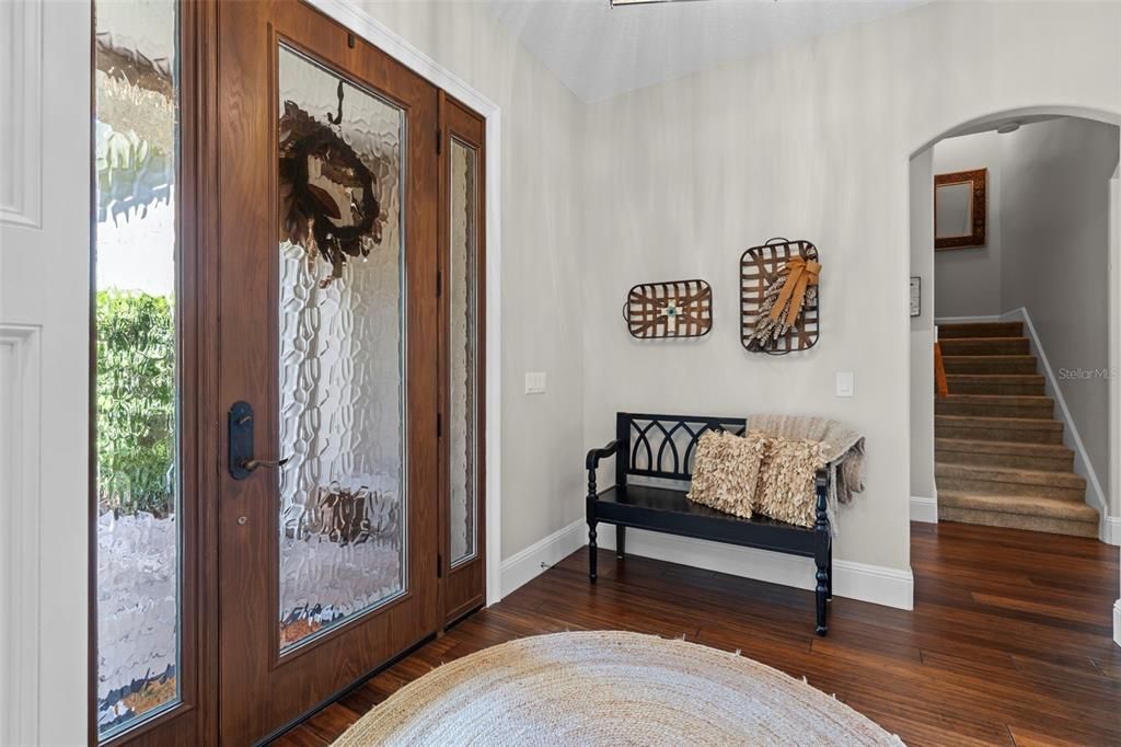 合同活跃: $1,069,900 (4 贝兹, 4 浴室, 3796 平方英尺)