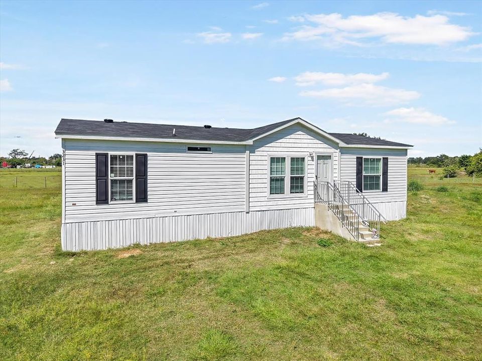 На продажу: $270,000 (3 спален, 2 ванн, 1248 Квадратных фут)