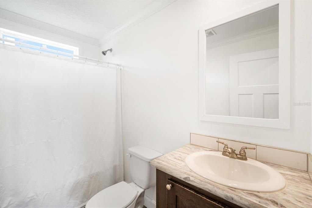 На продажу: $270,000 (3 спален, 2 ванн, 1248 Квадратных фут)